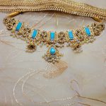 Rajwadi cut embedded in Navrattan